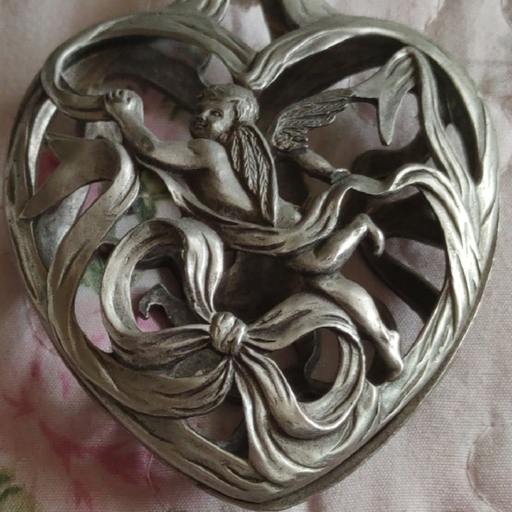Vintage Seagull Pewter Angel Heart Ornament